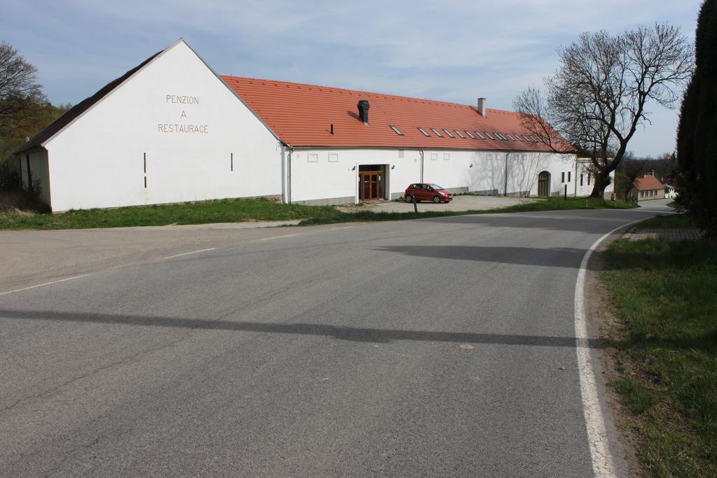 Hotel Penzion Vanuvecky Dvur Telč Exterior foto